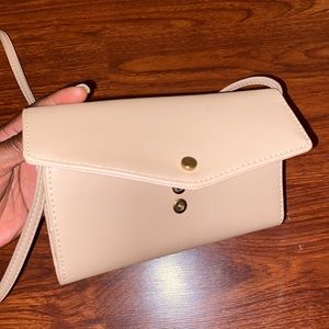 Dusty pink crossbody bag